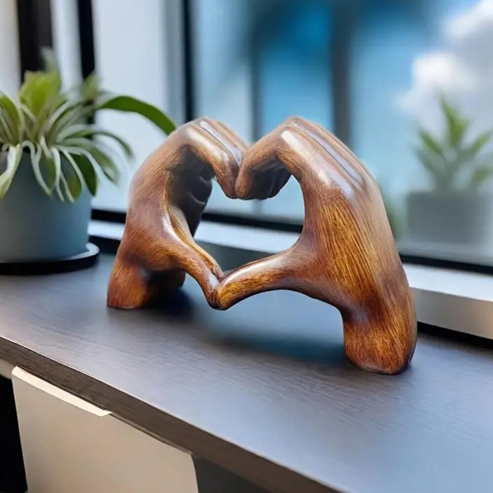 Heart Hands Brown Decor Love Hand Statue - Heart Shape Finger Statues Table Decoration Wooden Color - Image 9